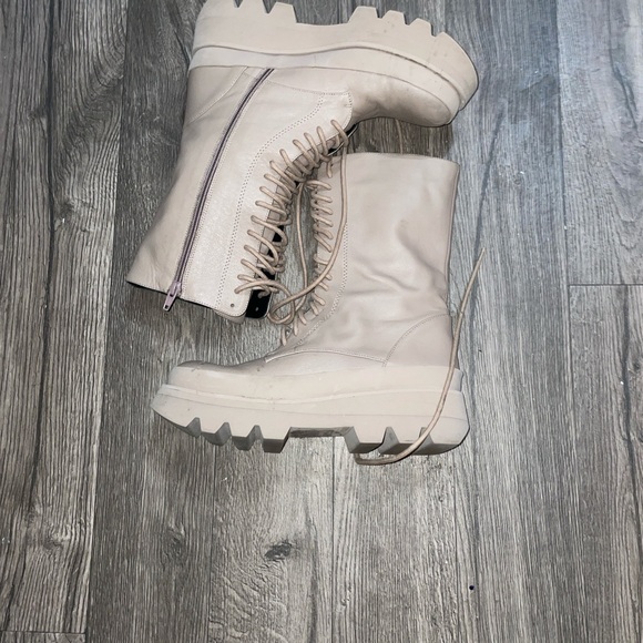 Paloma Barcelo lace up boots size 10 - Picture 10 of 11